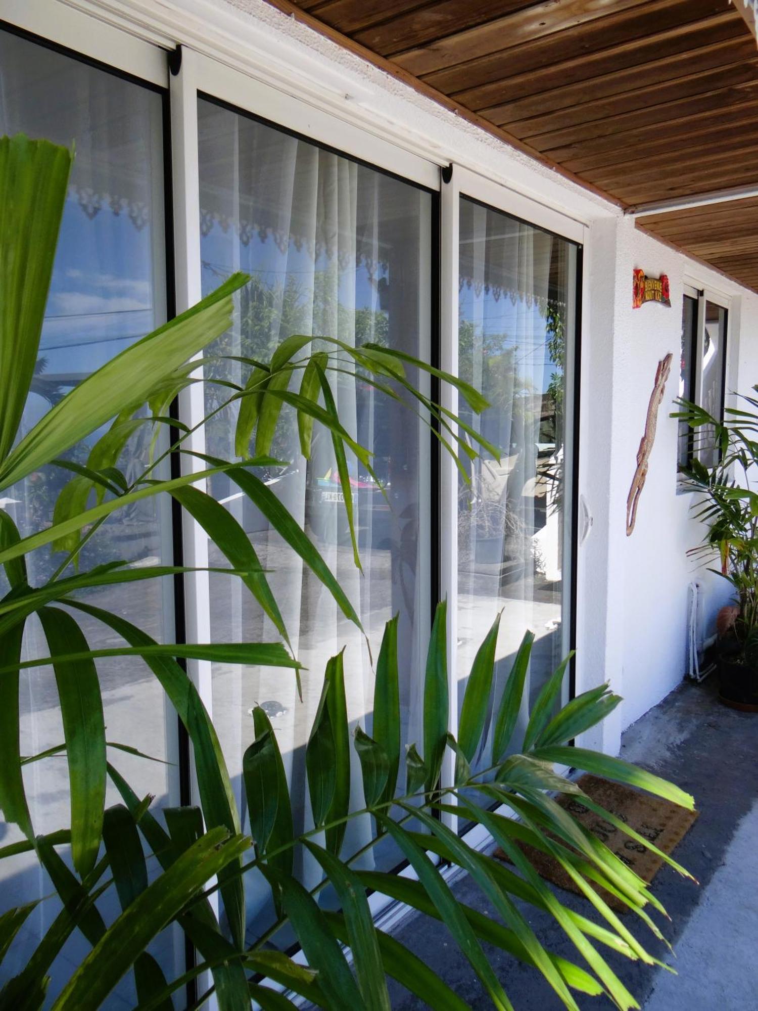Ferienwohnung Le Cocon De Madana Saint-Joseph Exterior foto